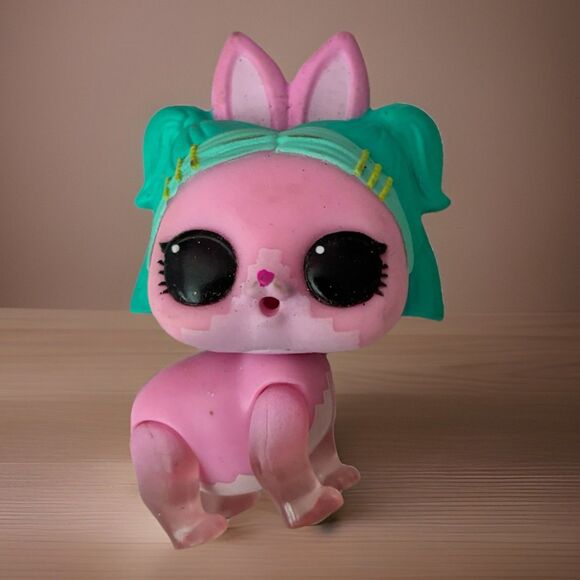 L.O.L. Surprise! Other - LOL Surprise Pets Bunny Figure Pink Teal Hair Big Eyes ~2.5”